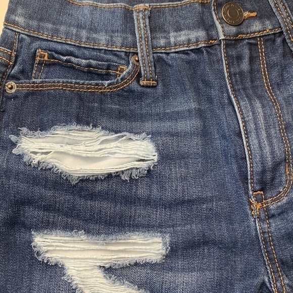 Mudd High-Rise Shortie Distressed  Jean Shorts with Flex Stretch size 5 - Picture 4 of 7